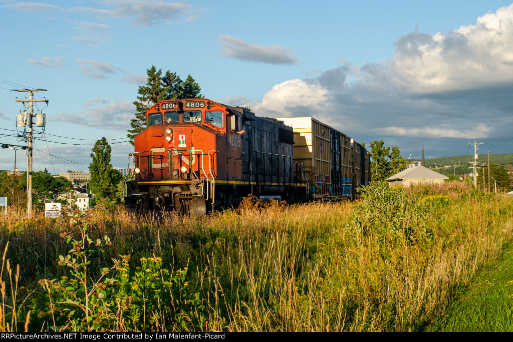 CN 4806 leads 559 at HQ